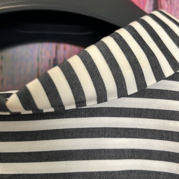 MDS Dark Gray and White Striped Button-Up Dress. size 6 - Picture 3 of 10